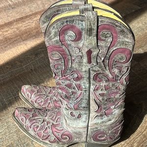 Womens Corral Boots Size 6.5M